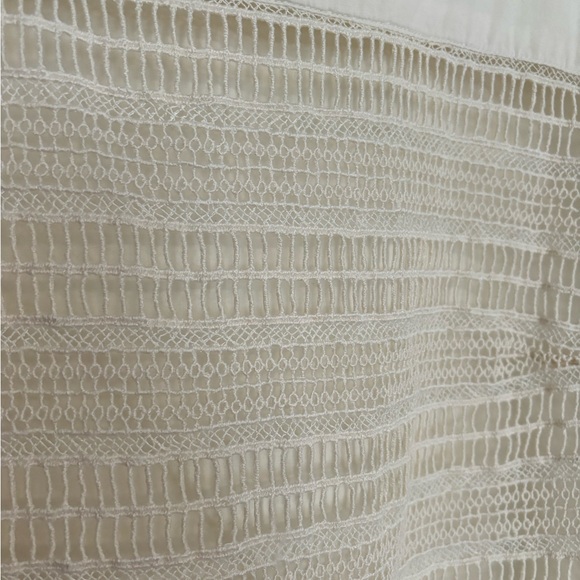 Banana Republic Cotton Lace Top - Picture 2 of 5